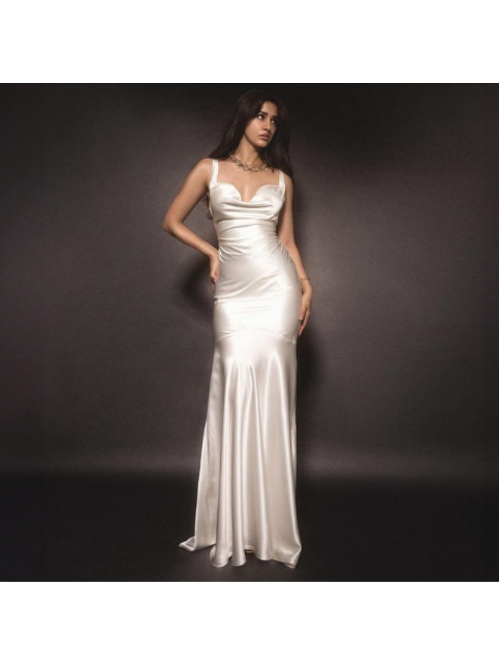 Women's Sexy Strapless Bodycon Formal\u002FParty Dress - Mermaid-like fishtail hem, Figure-Hugging Evening Gown for Prom, Wedding, Night Out - Elegant Evening Long Dress, Prom Attire, Shimmering Fabric, Fashion Lovers