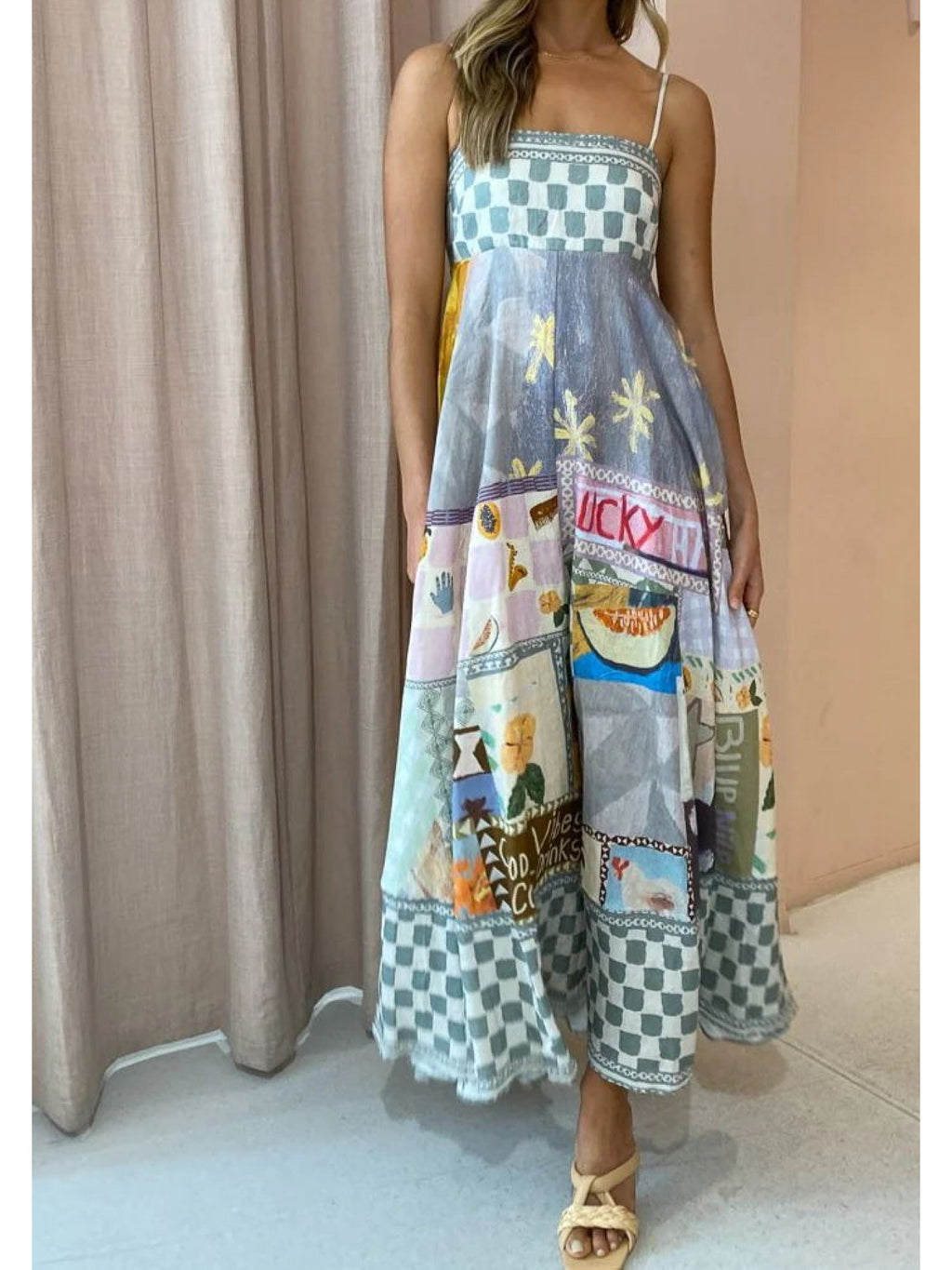 Women's Sleeveless Maxi dress - Tropical print Beach Vacation Dress, Flared Hem for Summer Parties, Casual Outfits - Non-Stretchy Formality, Beach to Dinner Party Attire